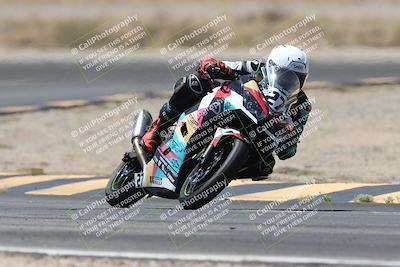 media/Apr-20-2025-CVMA (Sun) [[39090e8767]]/Race 11-500-350 Supersport (Holeshot)/